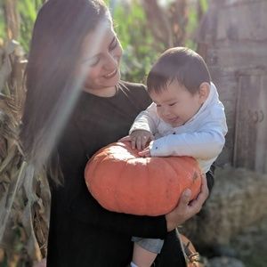 Meet your Posher, Esther